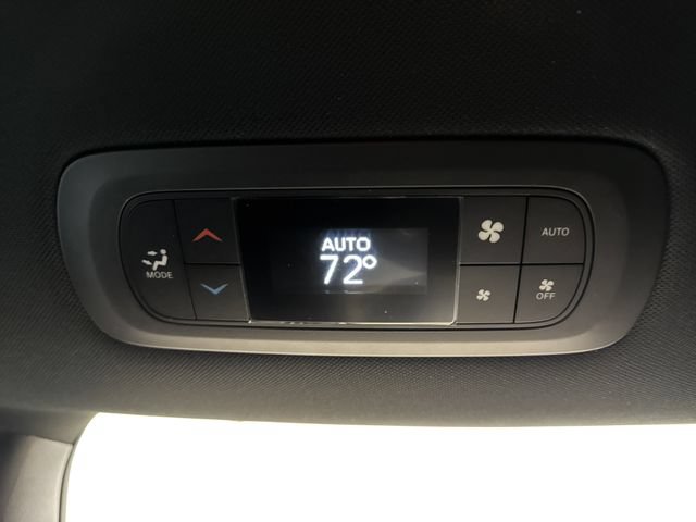 New 2026 Chrysler Pacifica Select AWD/4WD image 33