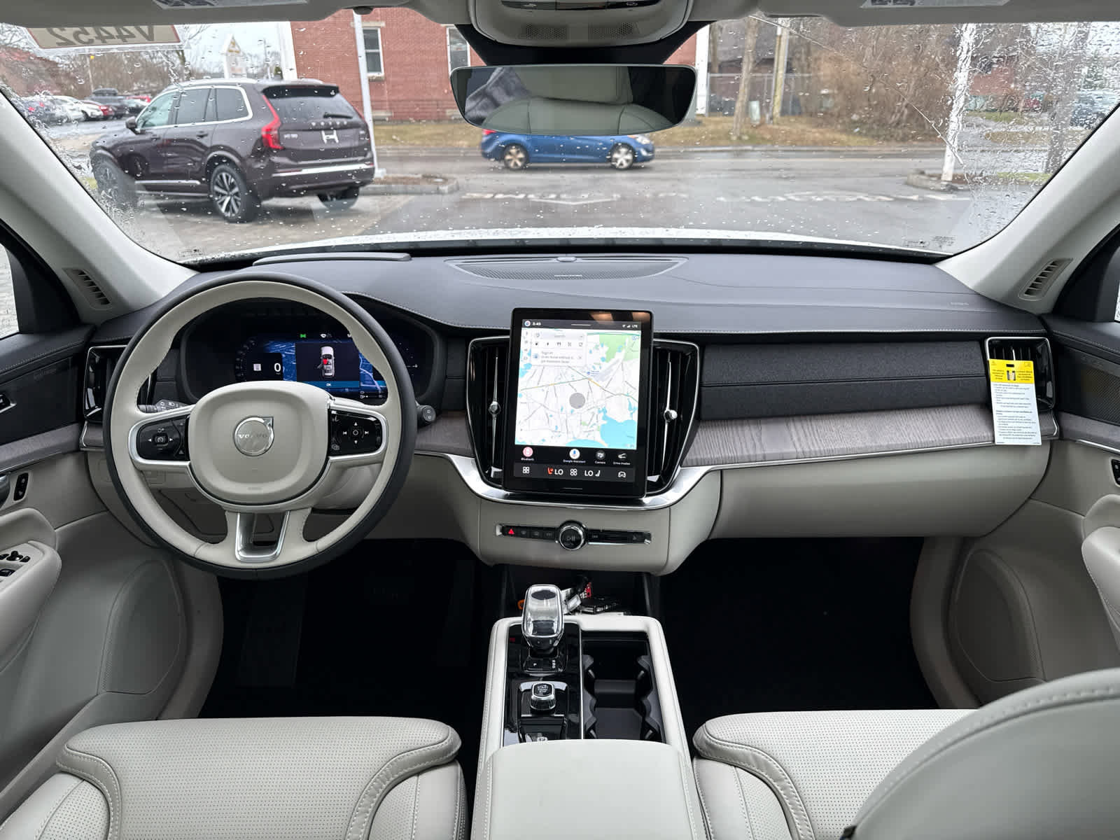 New 2026 Volvo XC90 T8 Ultra w/ Protection Package Premier image 32