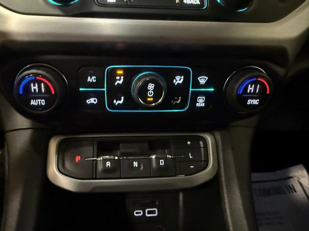 Used 2023 GMC Acadia SLT w/ Technology Package image 37