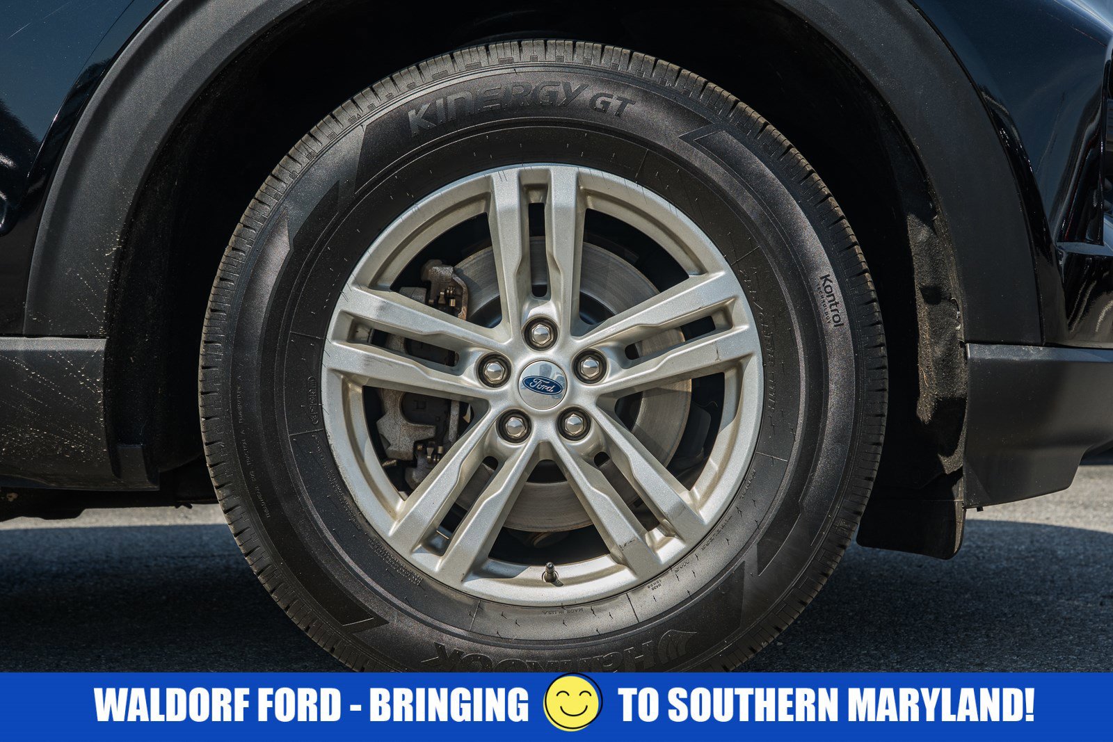 Used 2022 Ford Explorer XLT image 18