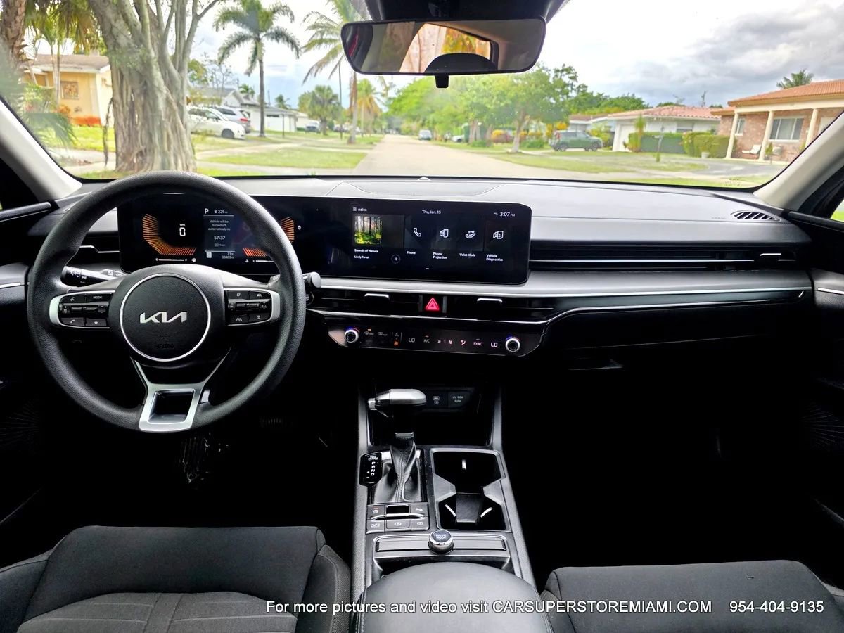 Used 2025 Kia K5 LXS image 26