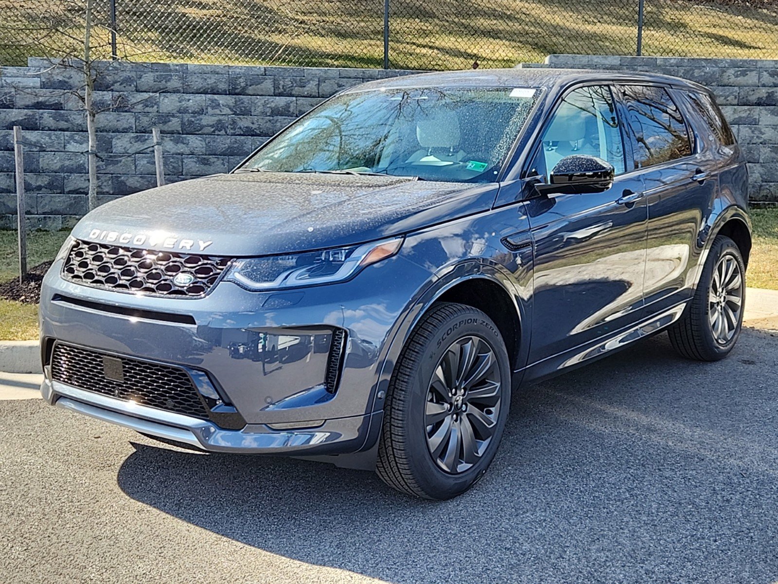 New 2025 Land Rover Discovery Sport S