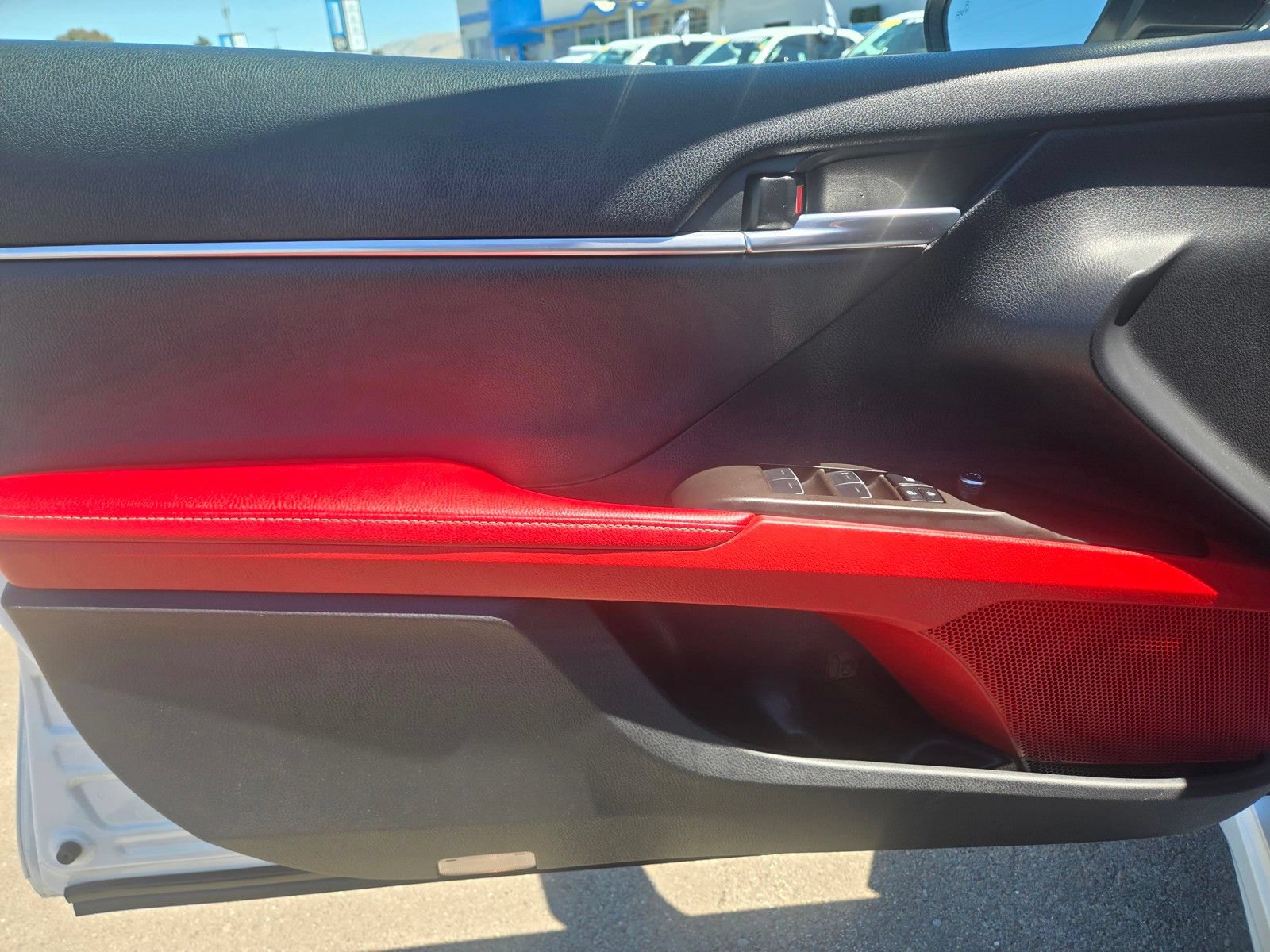 Used 2023 Toyota Camry XSE FWD image 14