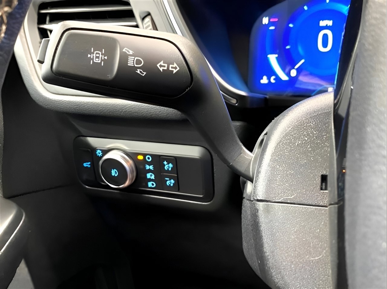 Used 2021 Ford Escape Titanium w/ Titanium Elite Package image 14