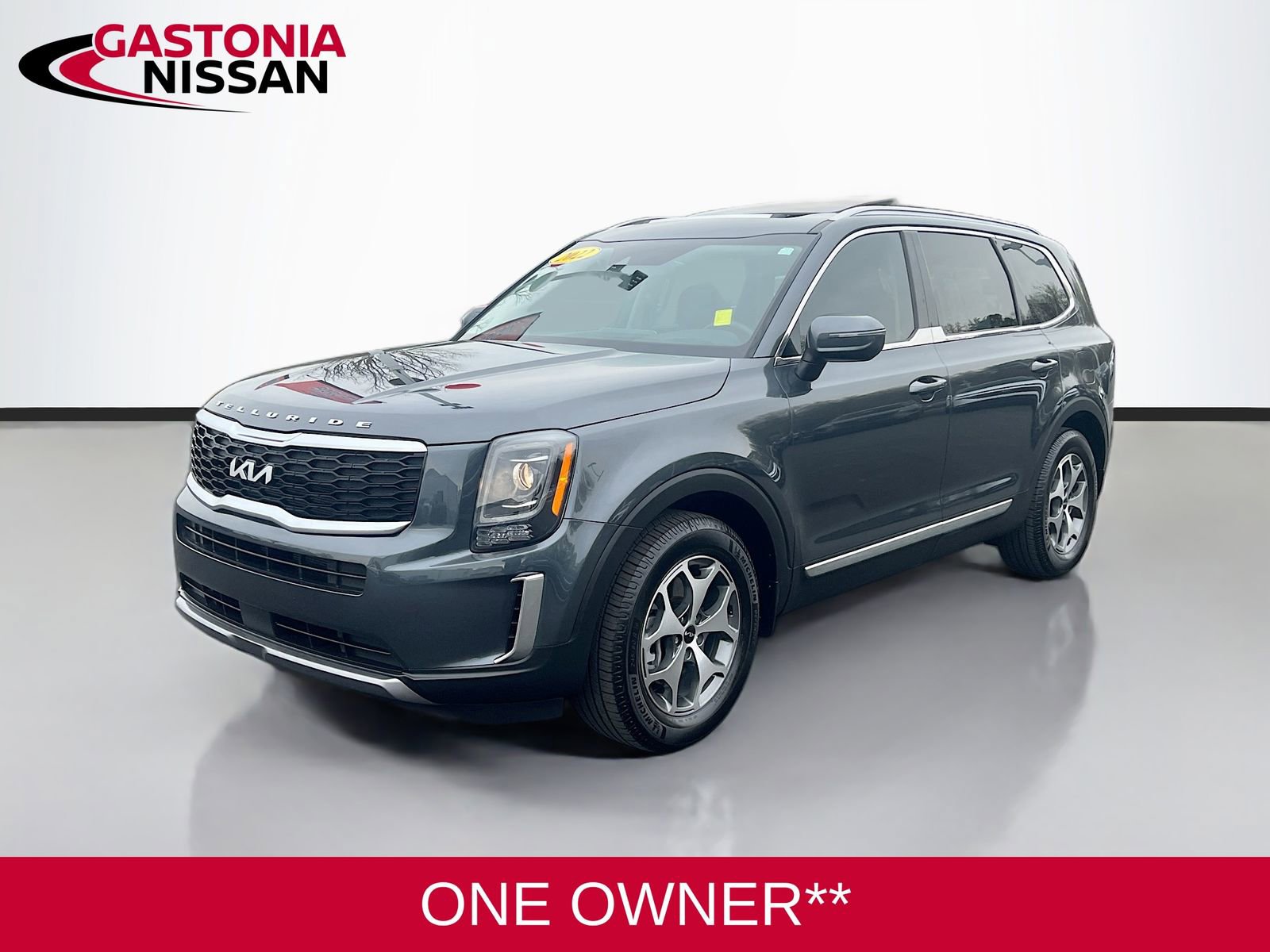 Used 2022 Kia Telluride EX image 3