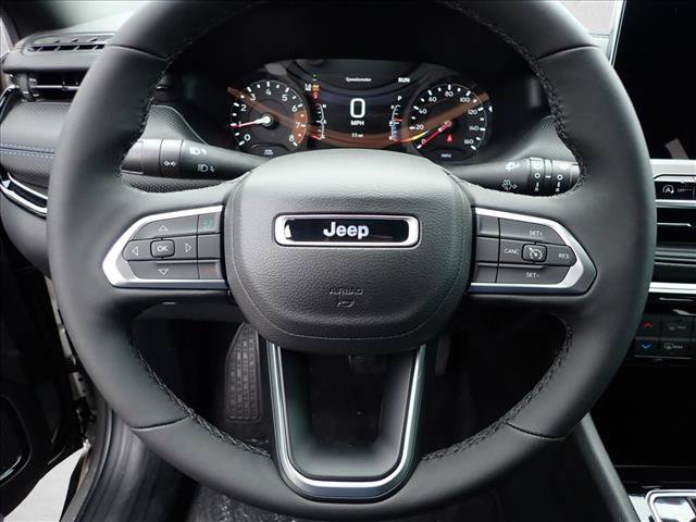 New 2026 Jeep Compass Latitude AWD/4WD image 14