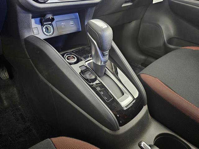 New 2025 Nissan Versa SR image 35