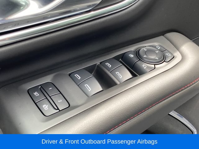 Used 2024 Chevrolet Suburban RST w/ Luxury Package AWD/4WD image 18