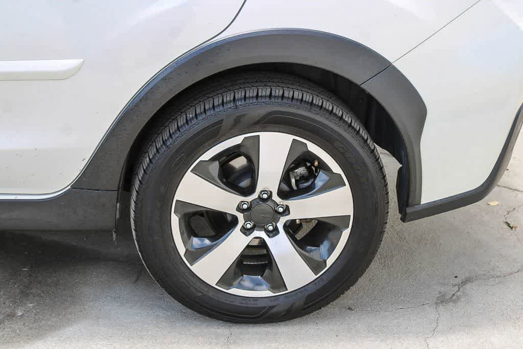 Used 2015 Subaru Crosstrek Touring AWD/4WD image 6