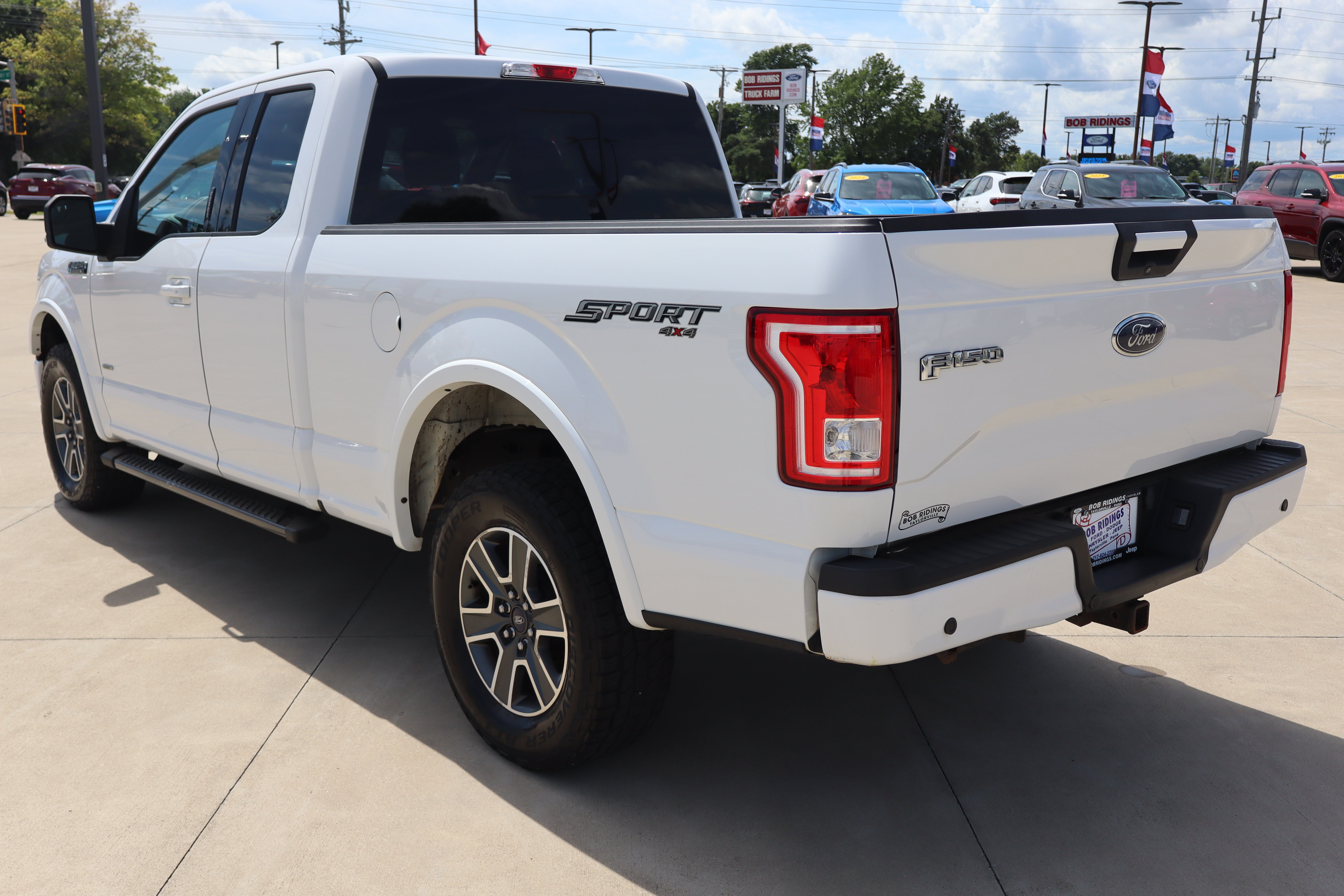 Used 2016 Ford F150 XLT w/ Equipment Group 302A Luxury AWD/4WD image 7
