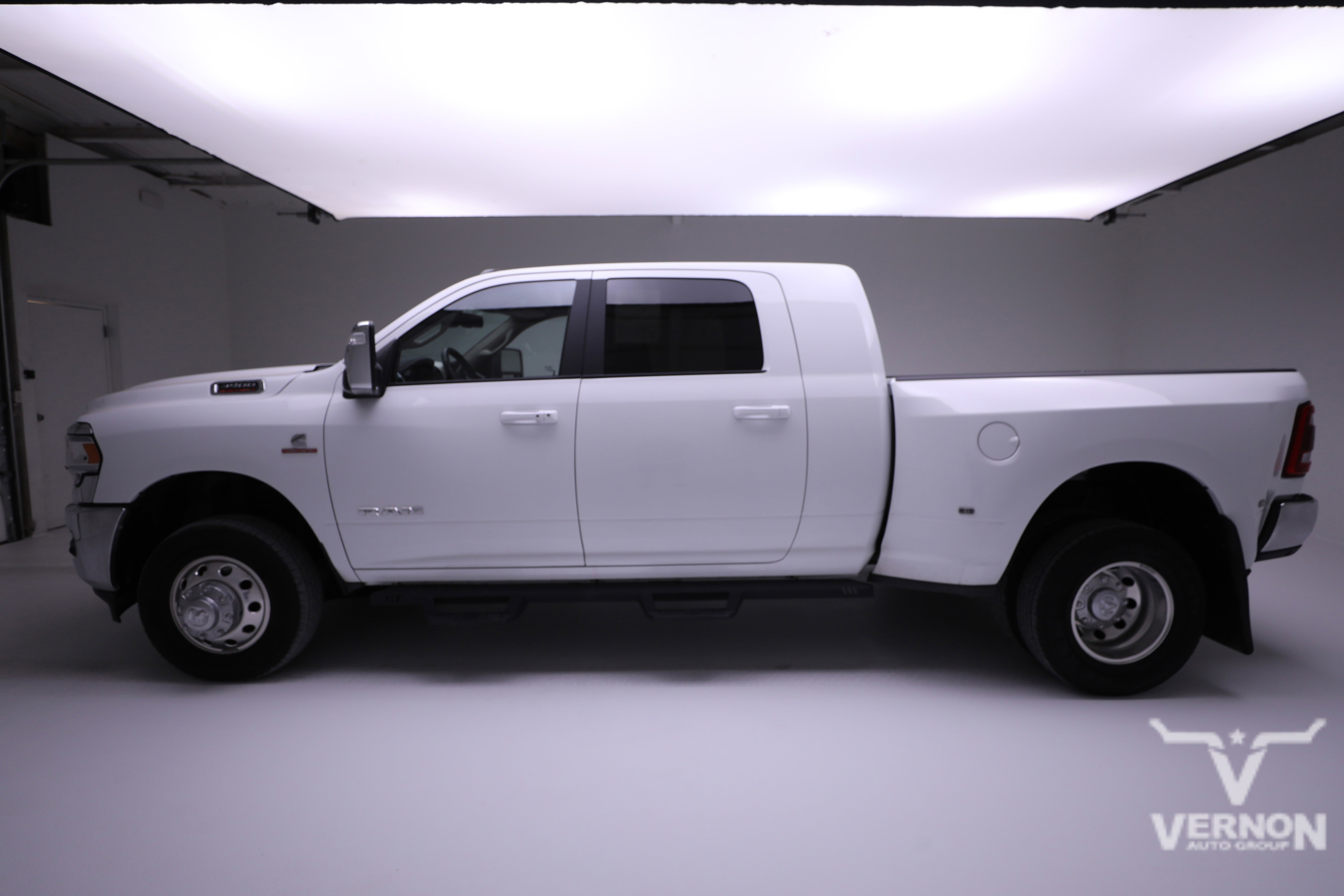 Used 2024 RAM 3500 Laramie w/ Chrome Bumper Package image 2