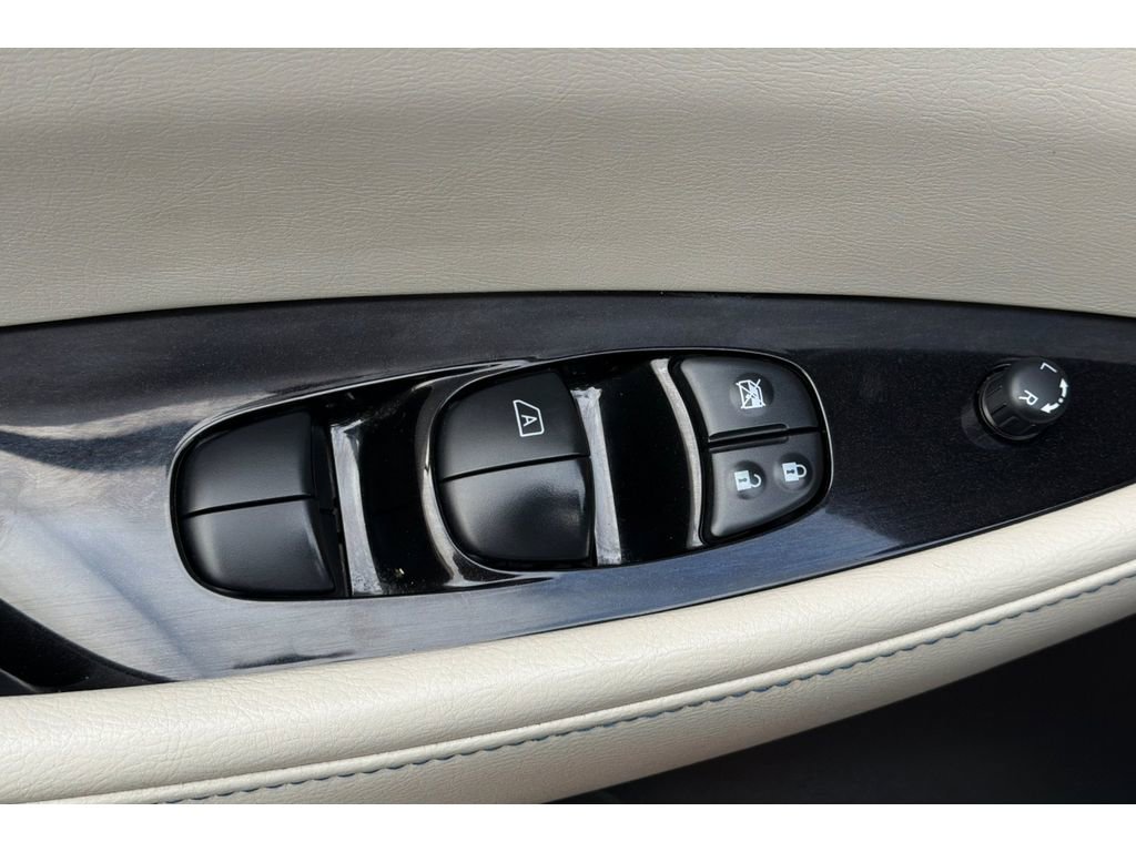 Used 2020 Nissan Leaf SL Plus FWD image 12