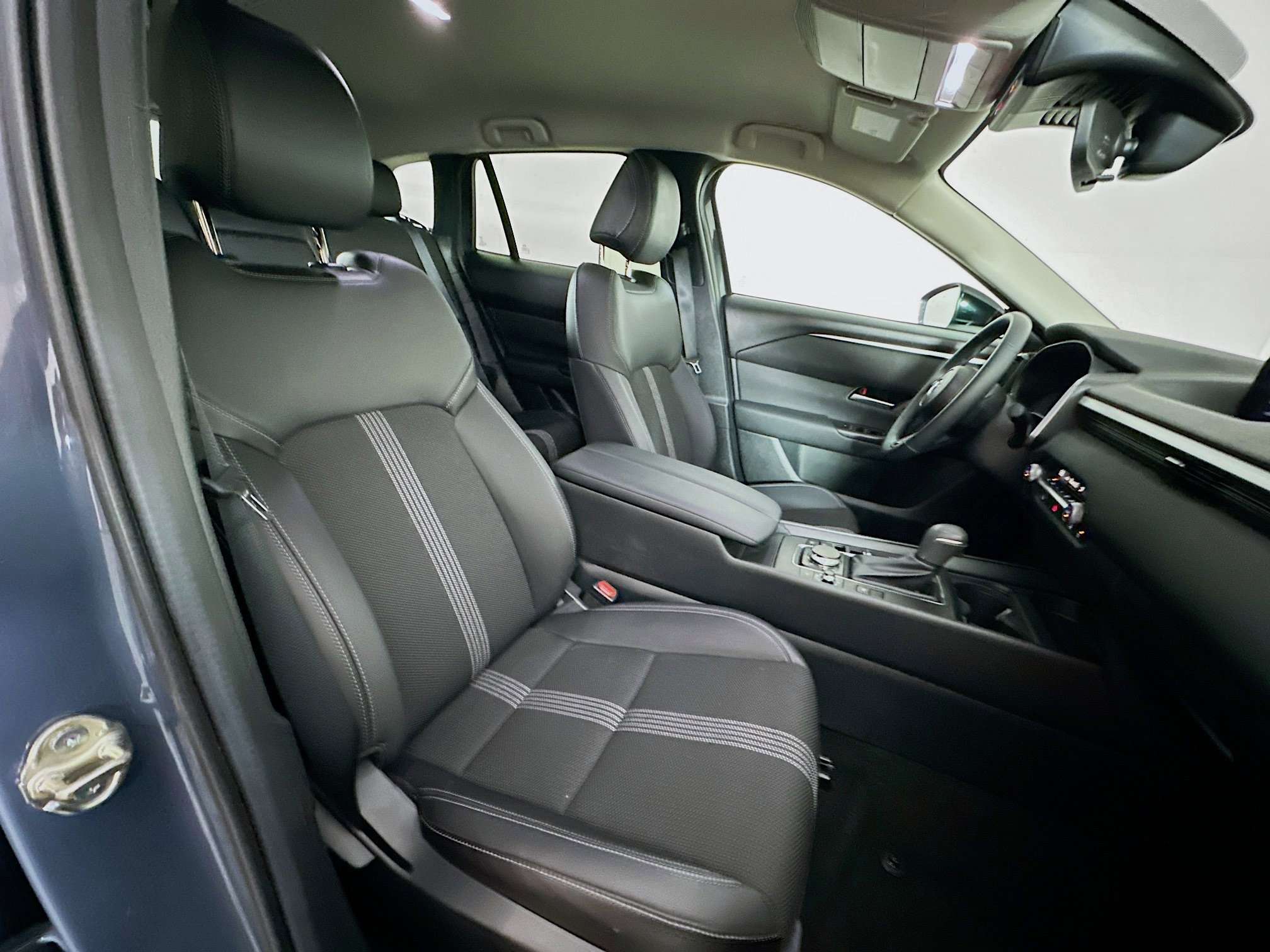 Used 2025 MAZDA CX-50 2.5 Hybrid w/ Preferred Pkg image 29