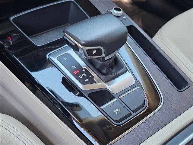 Used 2021 Audi Q5 e Premium w/ Convenience Package image 12