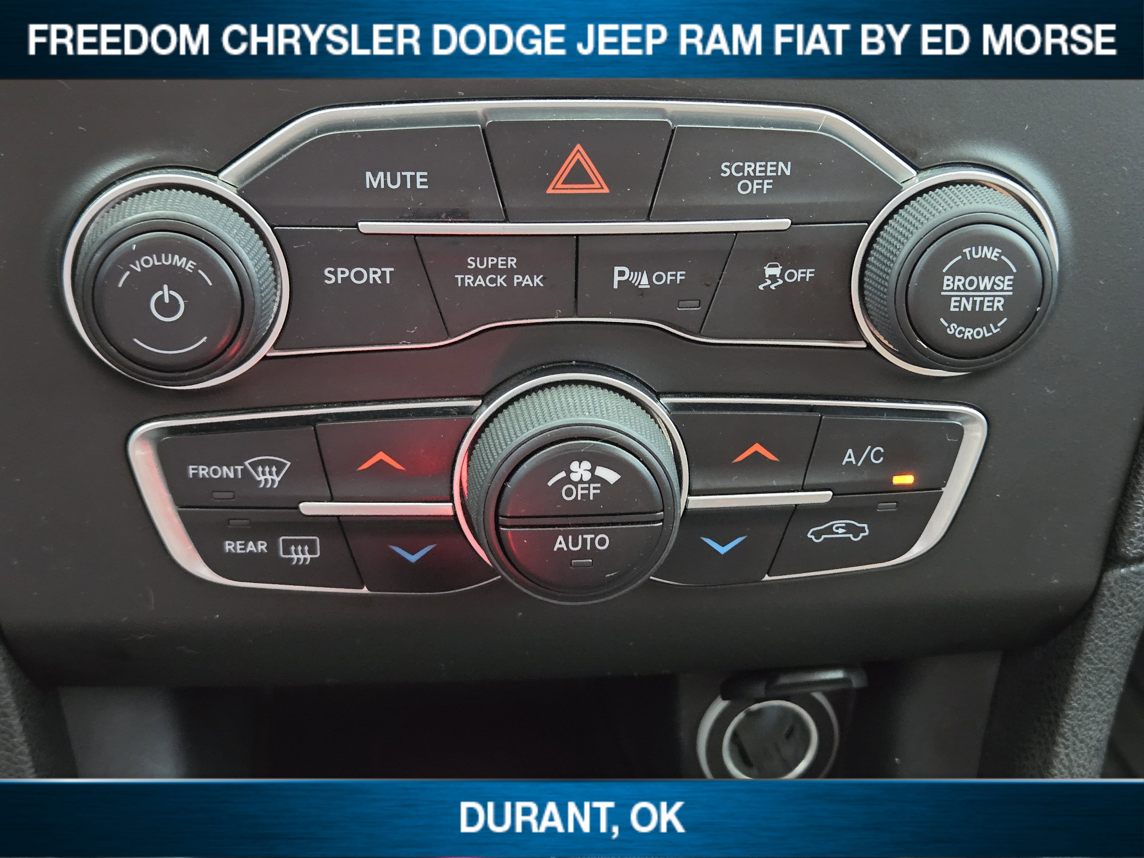 Used 2022 Dodge Charger GT image 13