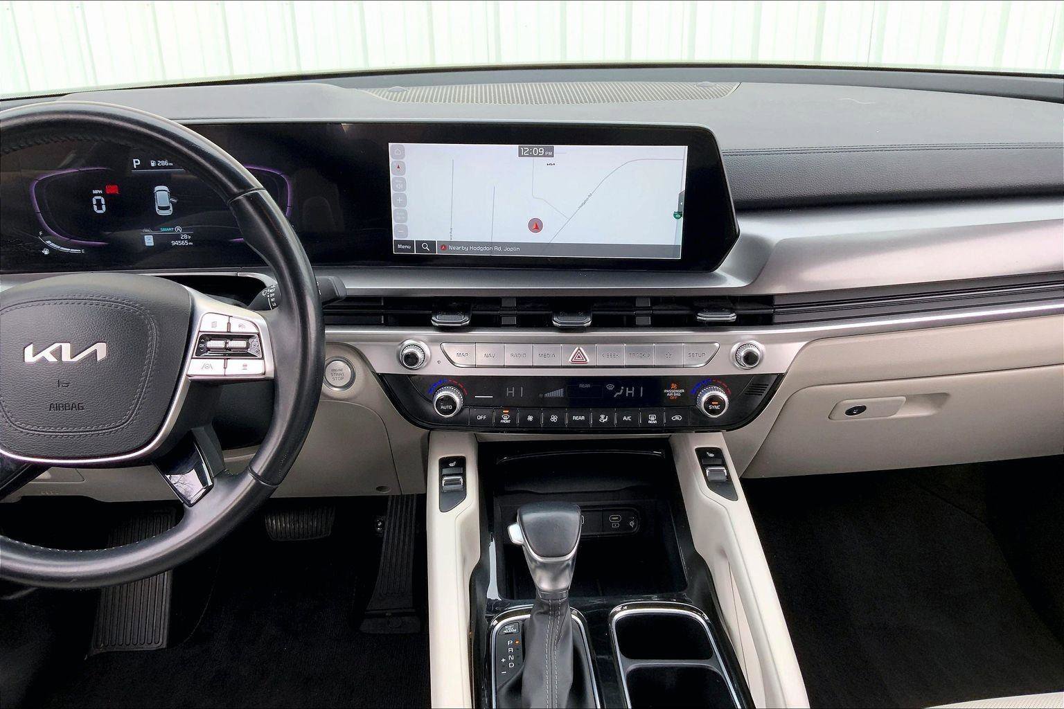 Used 2023 Kia Telluride S image 6