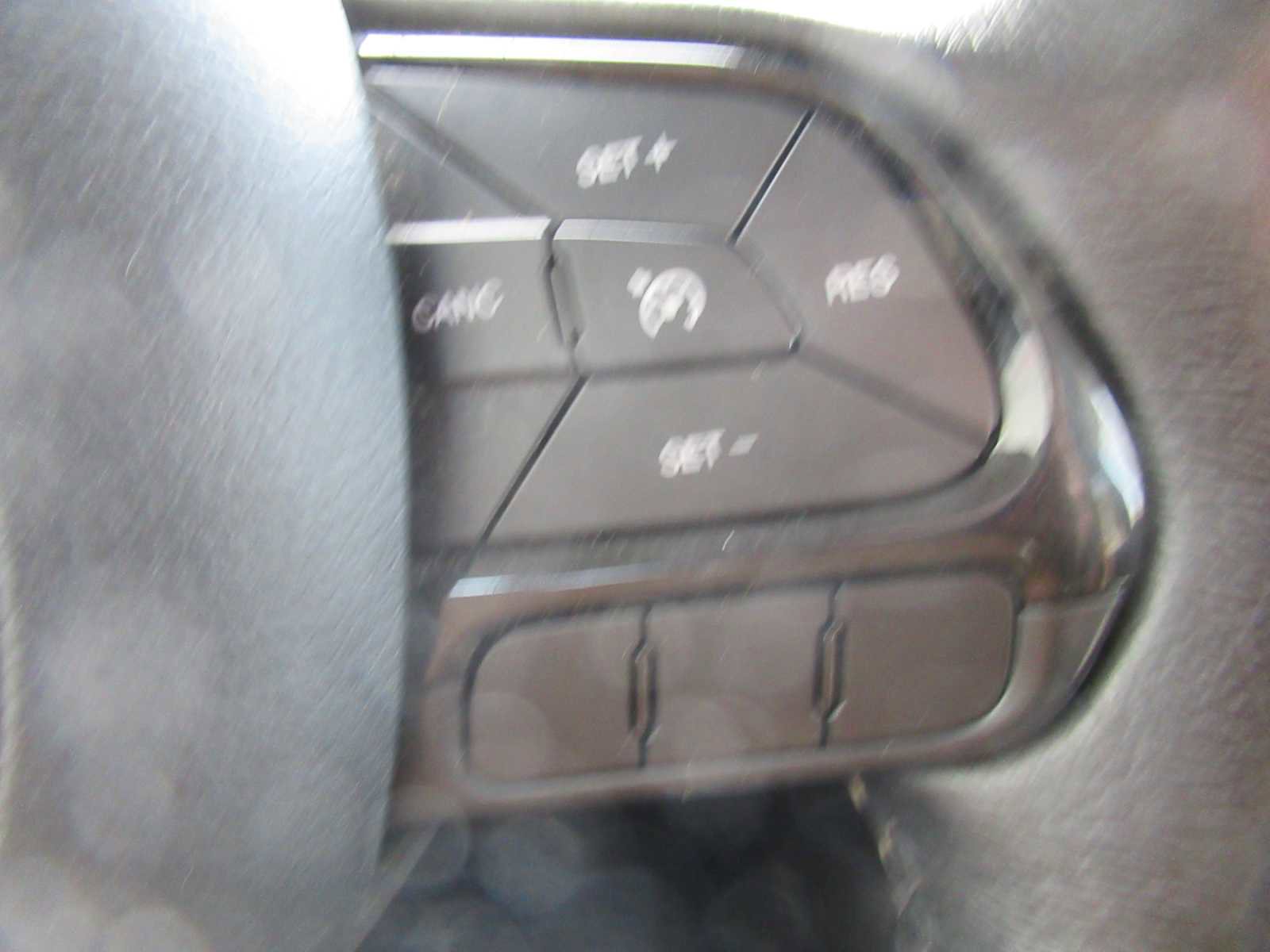 Used 2016 Jeep Renegade Latitude image 24