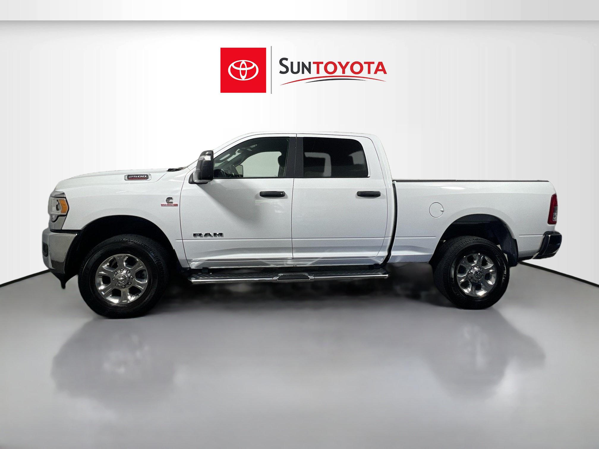Used 2024 RAM 2500 Big Horn AWD/4WD image 7