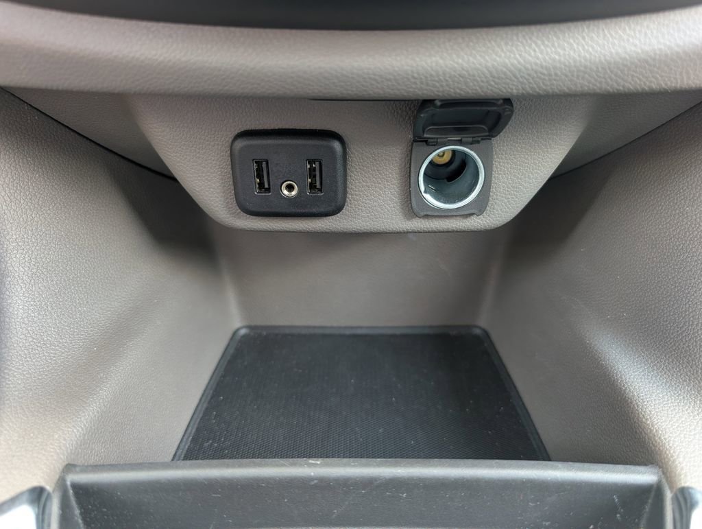 Used 2021 Chevrolet Traverse LT w/ LPO, Floor Liner Package image 15