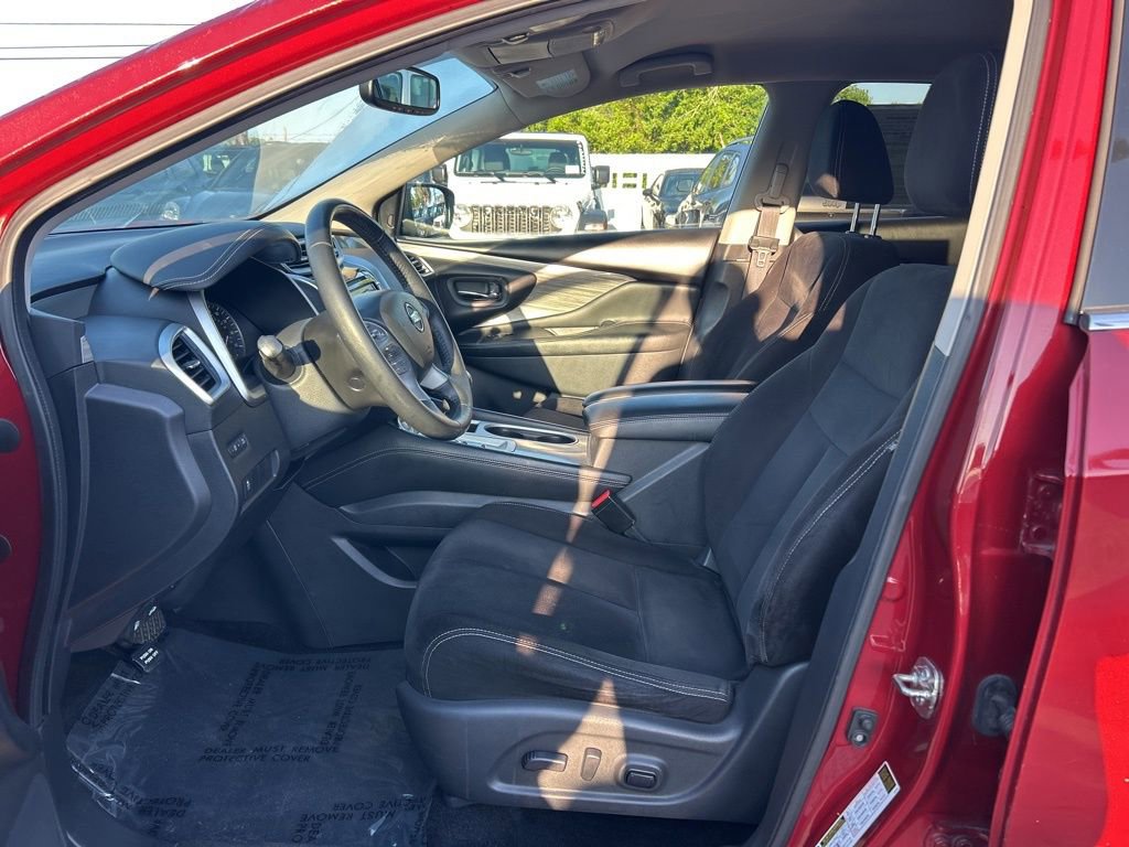 Used 2018 Nissan Murano SV image 9