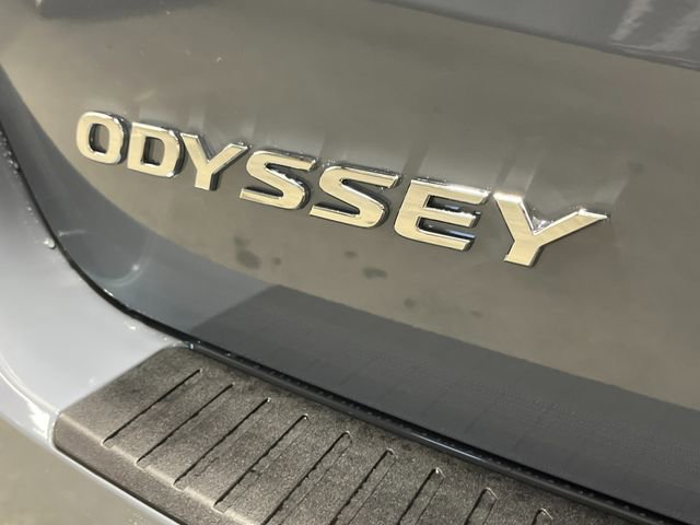 New 2026 Honda Odyssey Touring image 9