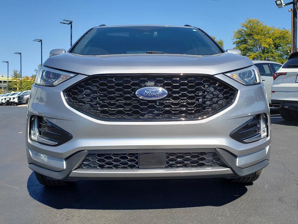 Used 2021 Ford Edge ST-Line FWD image 2