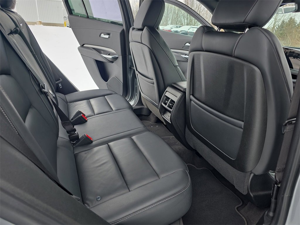 Certified 2024 Cadillac XT4 Premium Luxury image 11