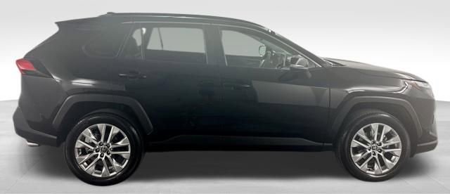 Used 2024 Toyota RAV4 XLE Premium image 10