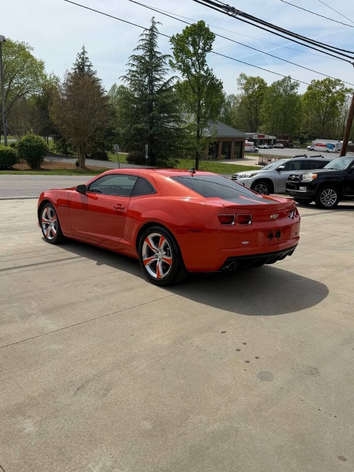 Used 2010 Chevrolet Camaro SS w/ RS Package image 8