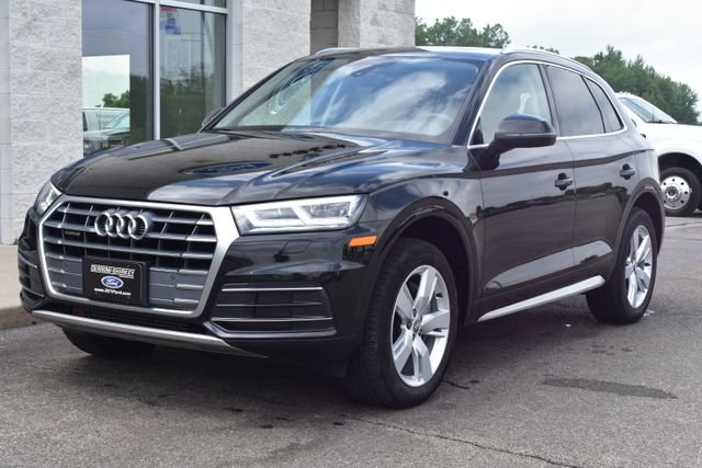 Used 2019 Audi Q5 2.0T Premium Plus w/ Premium Plus Package AWD/4WD image 16