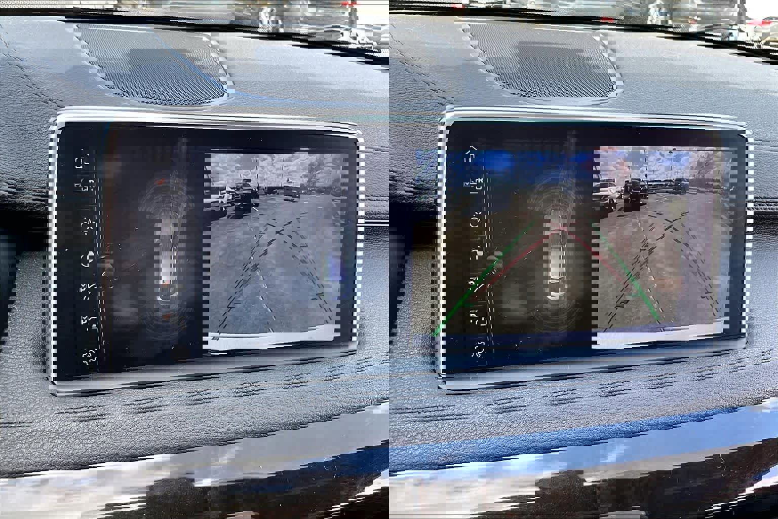 Used 2017 BMW X6 xDrive35i image 25