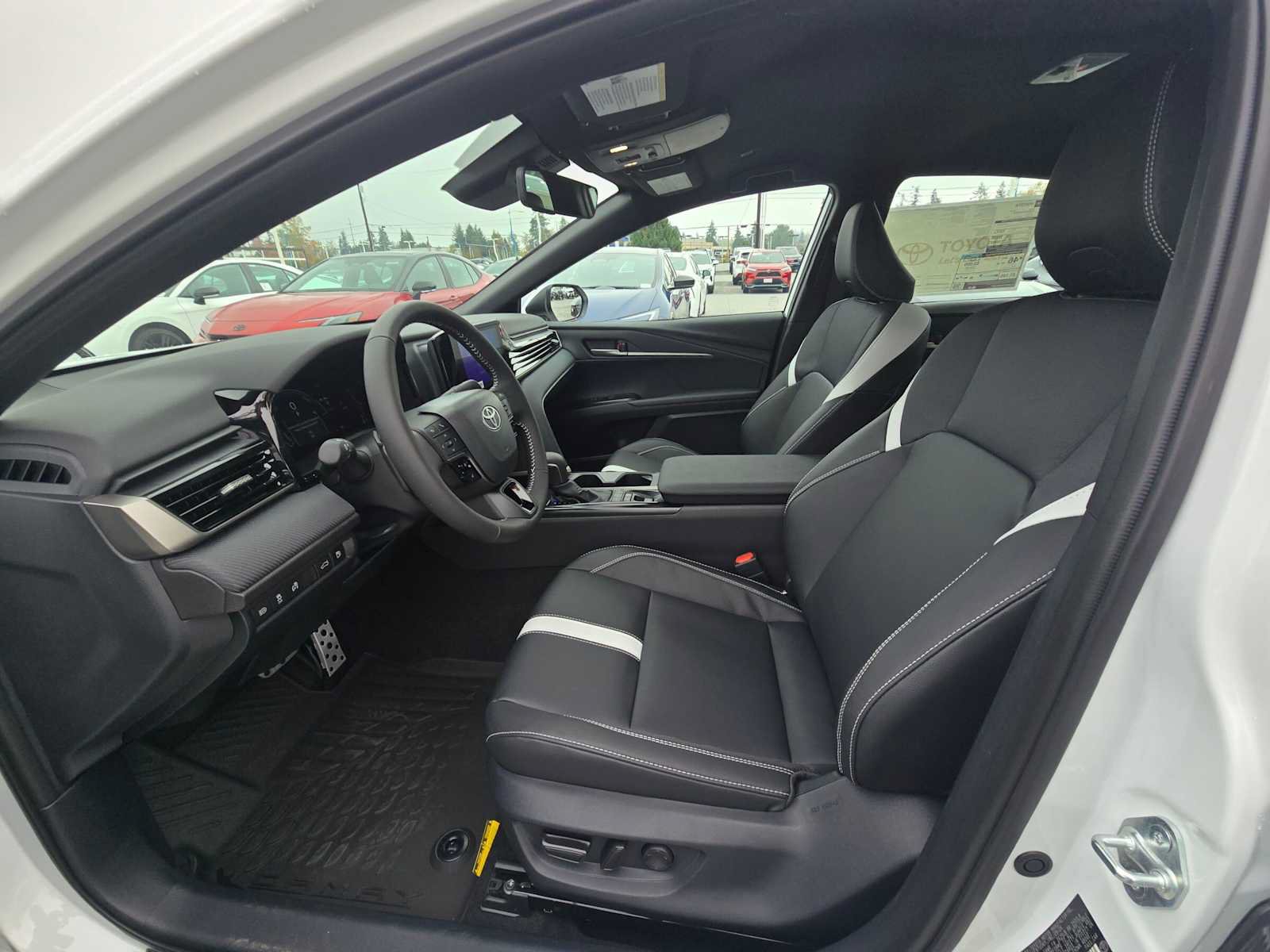 New 2026 Toyota Camry SE AWD/4WD image 21