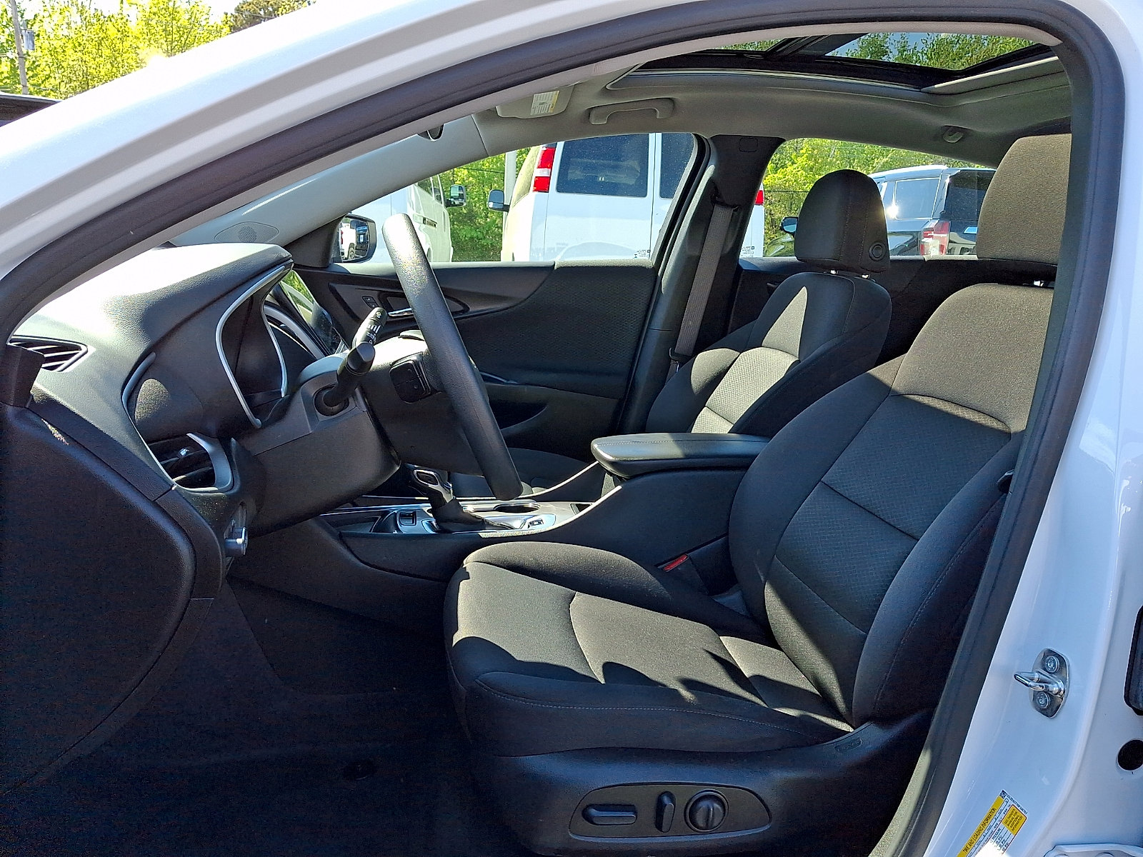 Used 2024 Chevrolet Malibu LT FWD image 13