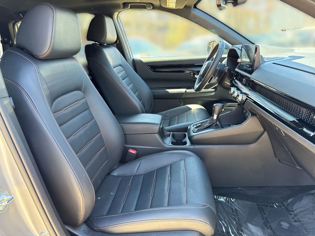 Used 2023 Honda CR-V Sport Touring image 25