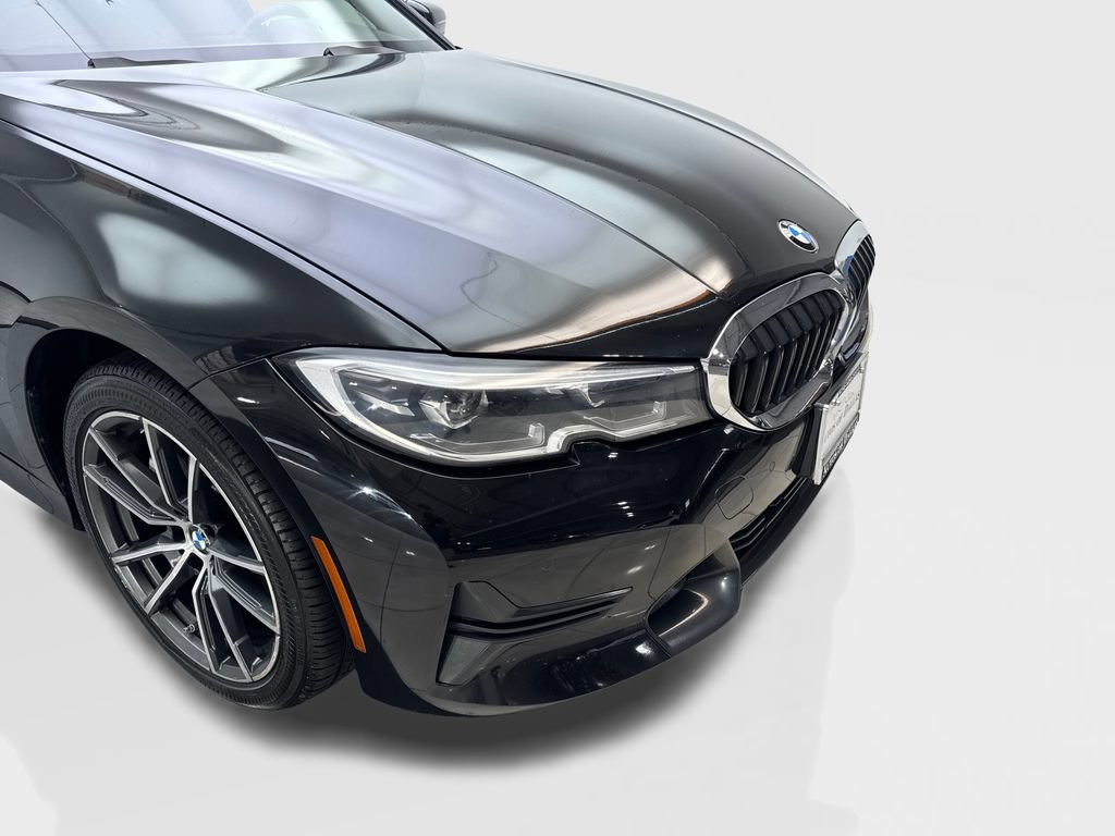 Used 2021 BMW 330i xDrive Sedan w/ Driving Assistance Package AWD/4WD image 17