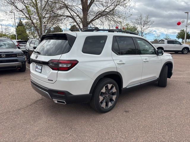 New 2026 Honda Pilot Touring image 6