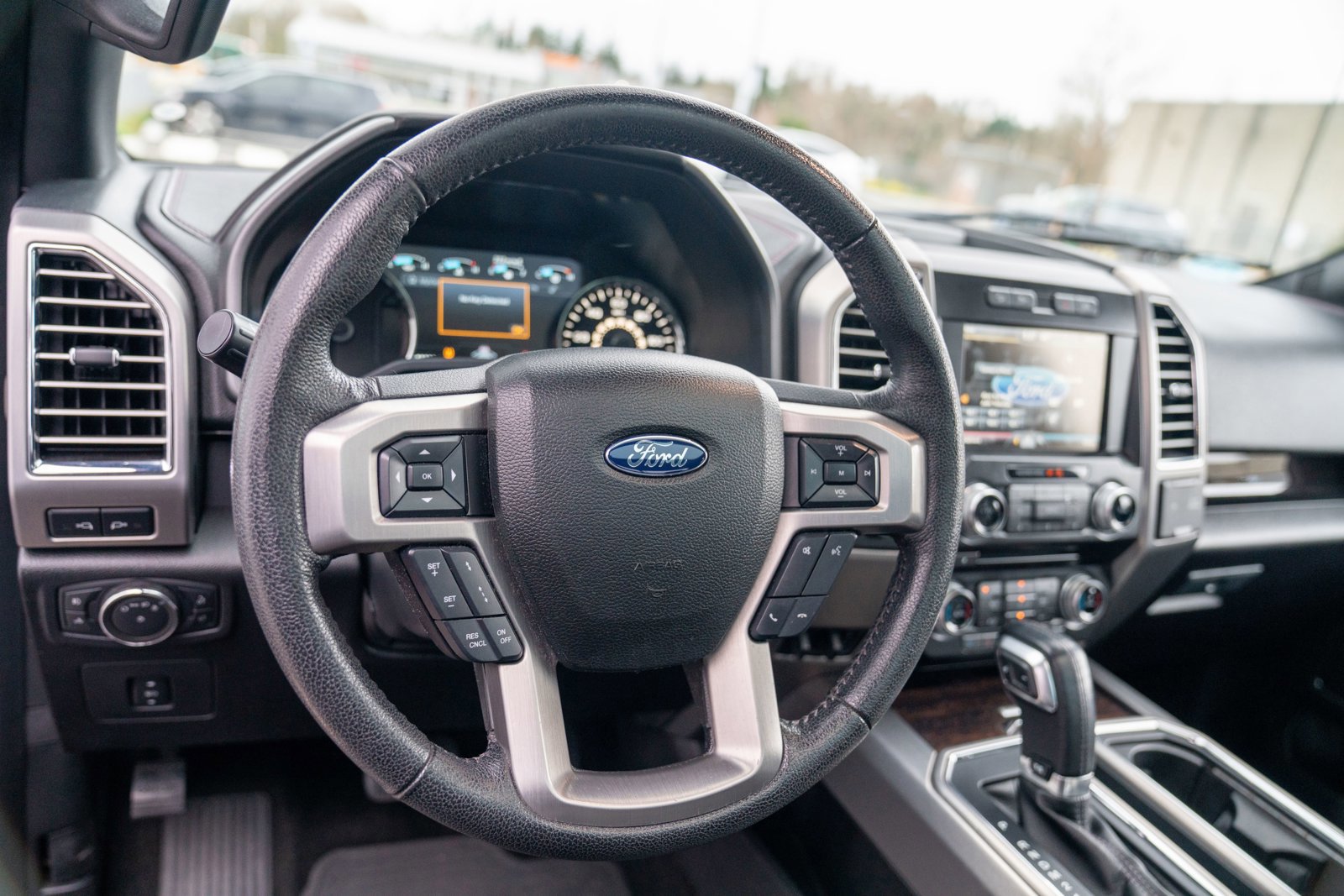 Used 2015 Ford F150 Platinum w/ Technology Package image 13
