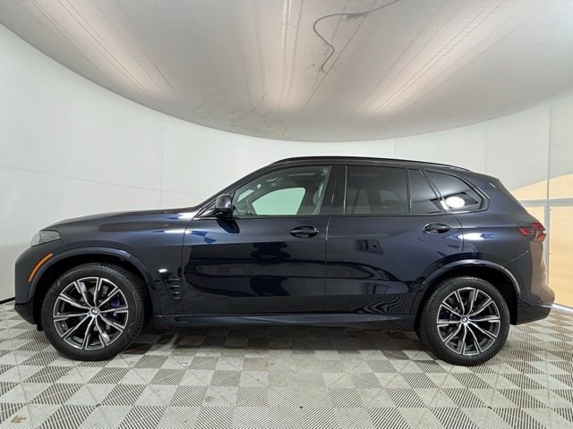 Certified 2024 BMW X5 xDrive40i w/ M Sport Package image 4