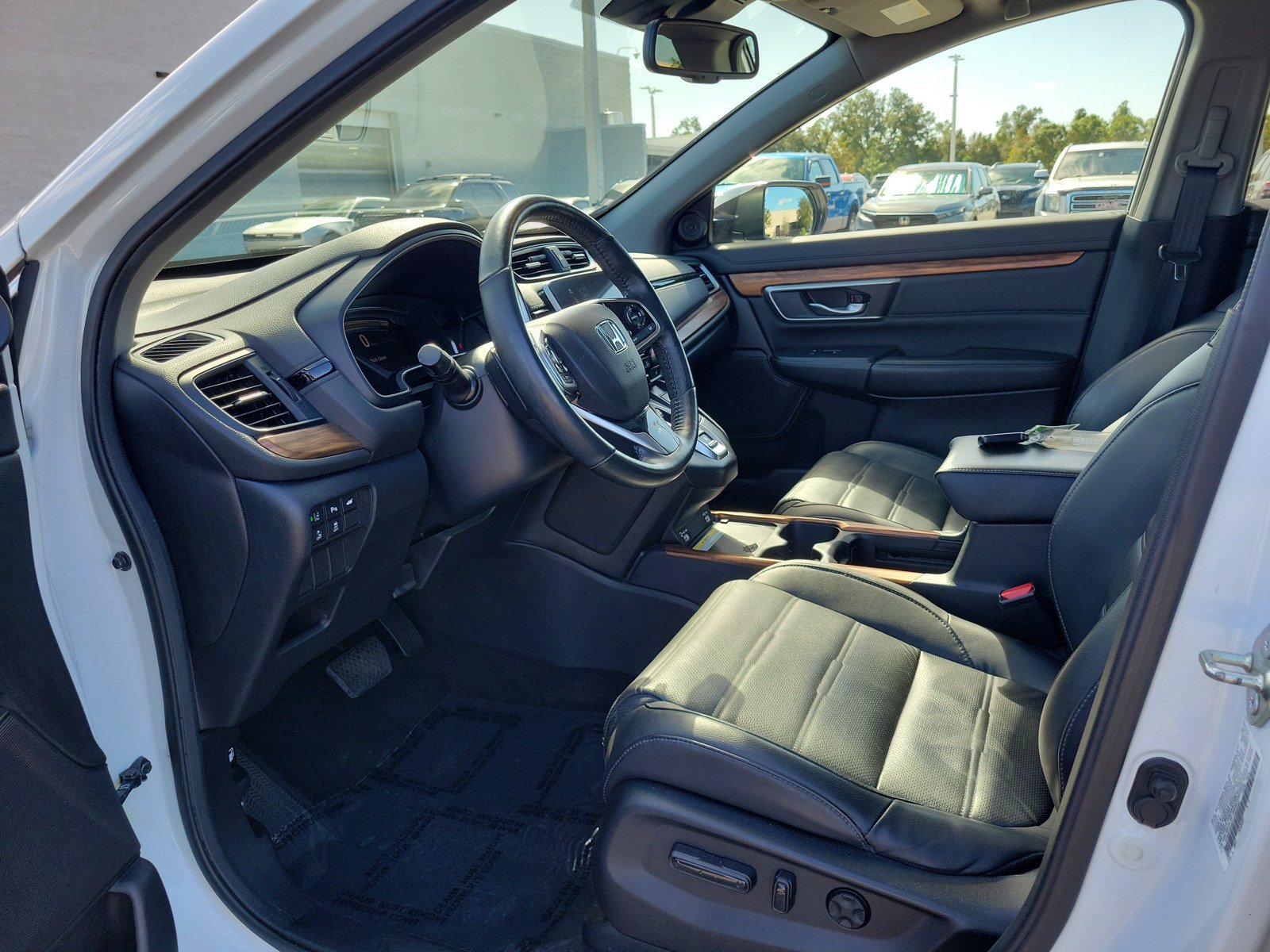 Used 2020 Honda CR-V Touring image 15