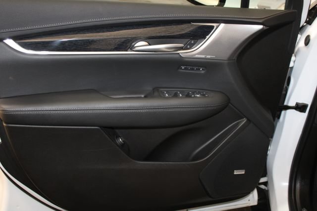 Certified 2023 Cadillac XT5 Premium Luxury w/ LPO, Floor Liner Package AWD/4WD image 27