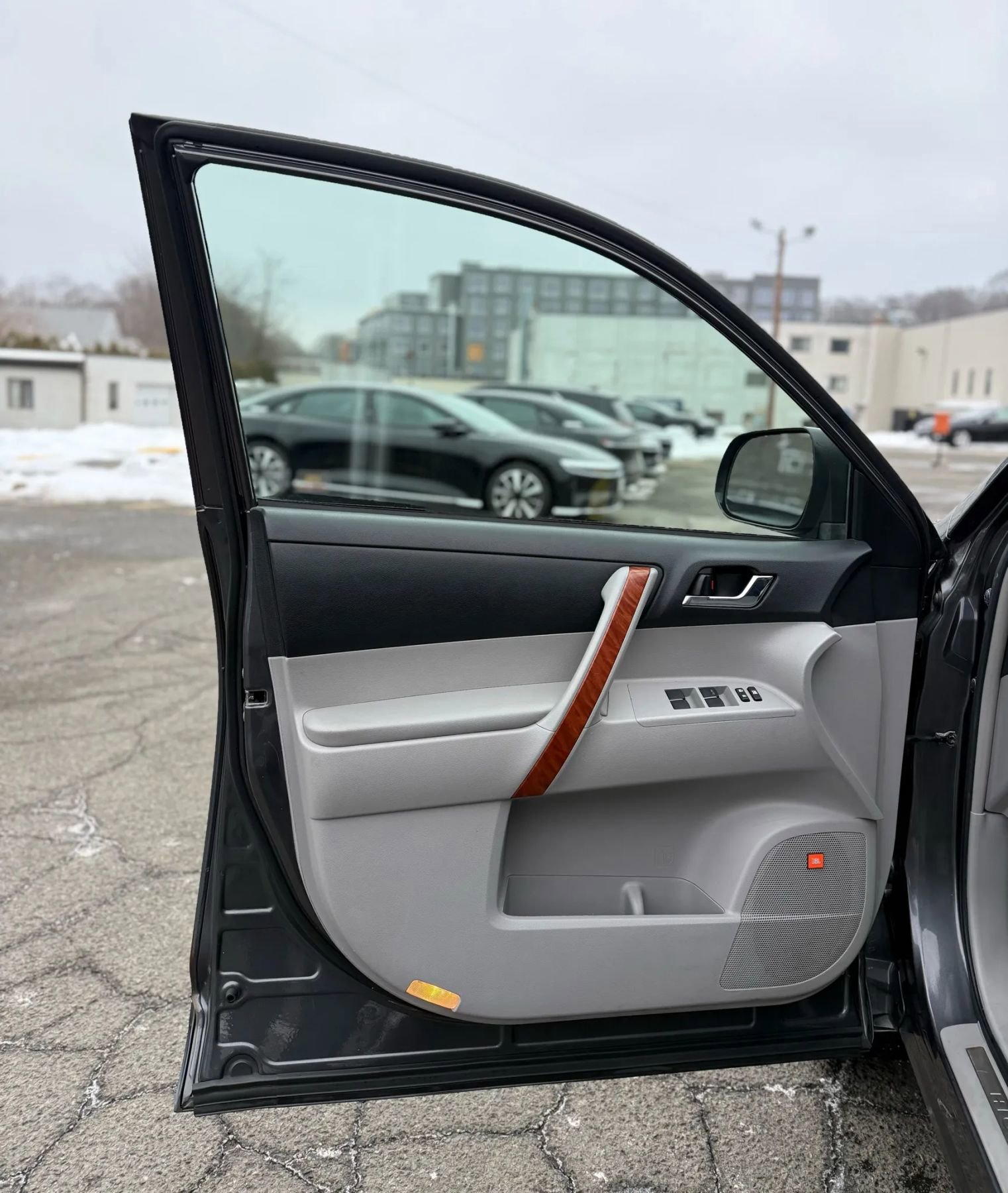 Used 2009 Toyota Highlander Limited image 31