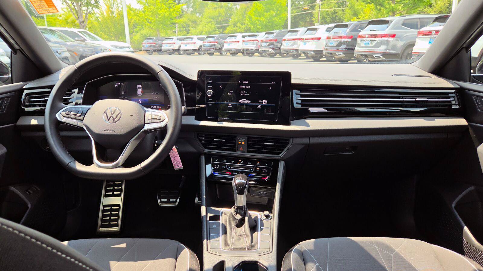 Certified 2025 Volkswagen Jetta Sport FWD image 53