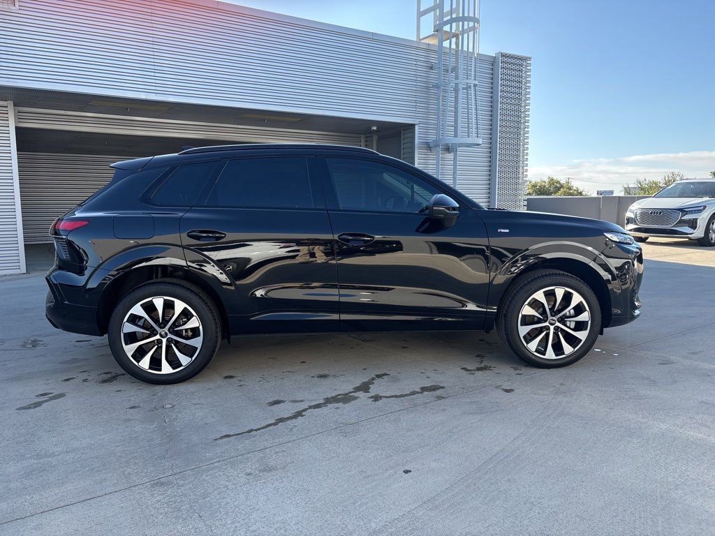 New 2026 Audi Q3 quattro 2.0T AWD/4WD image 4