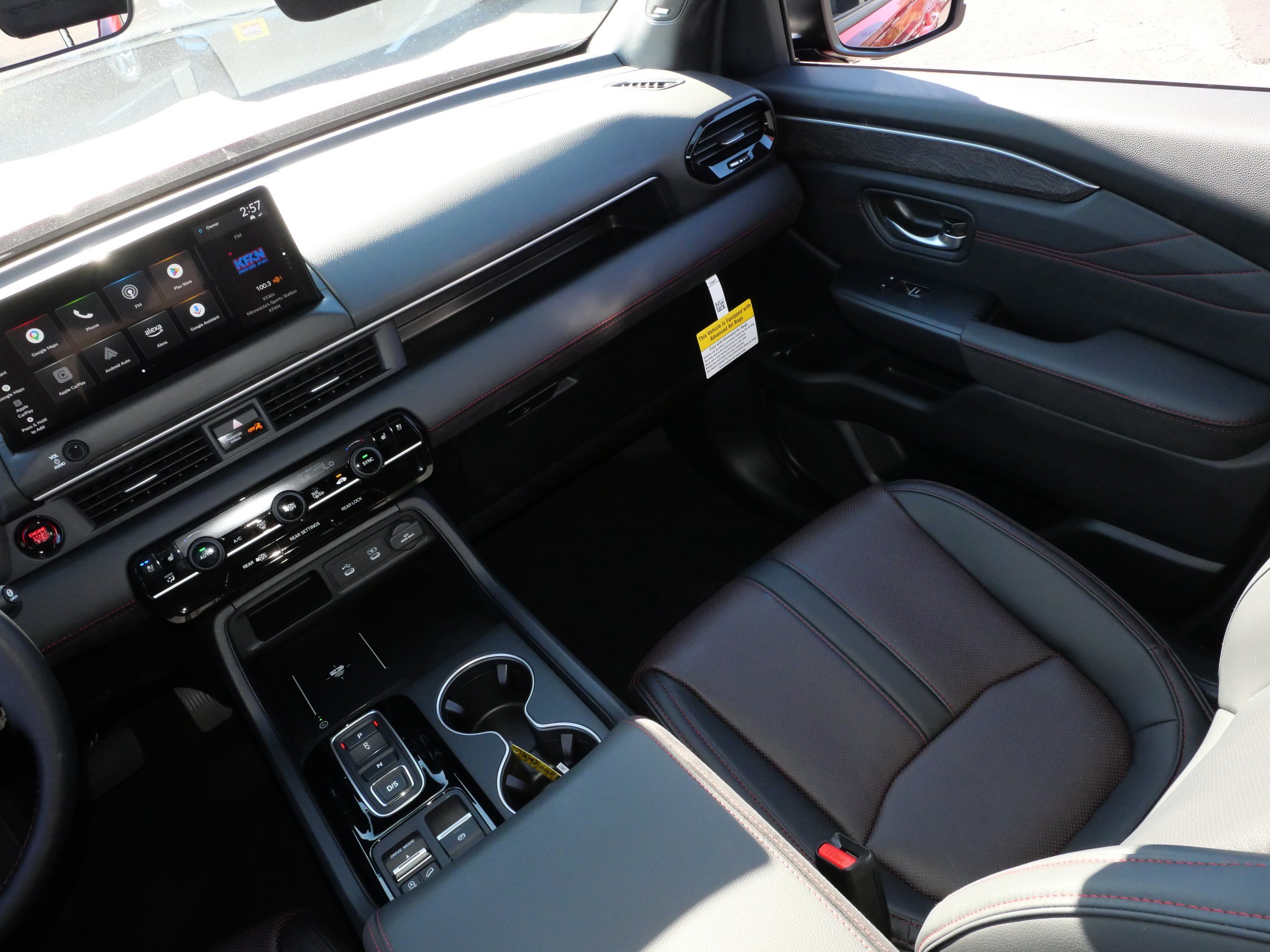 Certified 2026 Honda Pilot Black Edition image 11