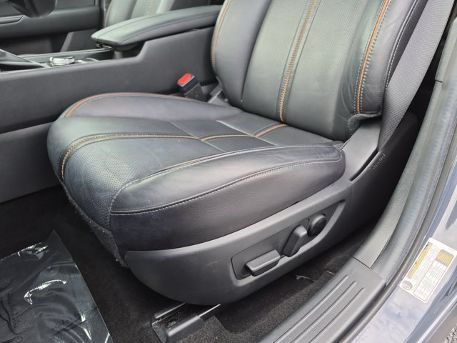 Used 2025 MAZDA CX-50 AWD 2.5 Hybrid w/ Premium Pkg image 14