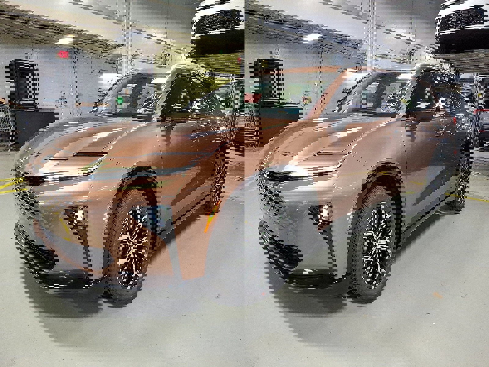 New 2025 Toyota Crown Signia image 2