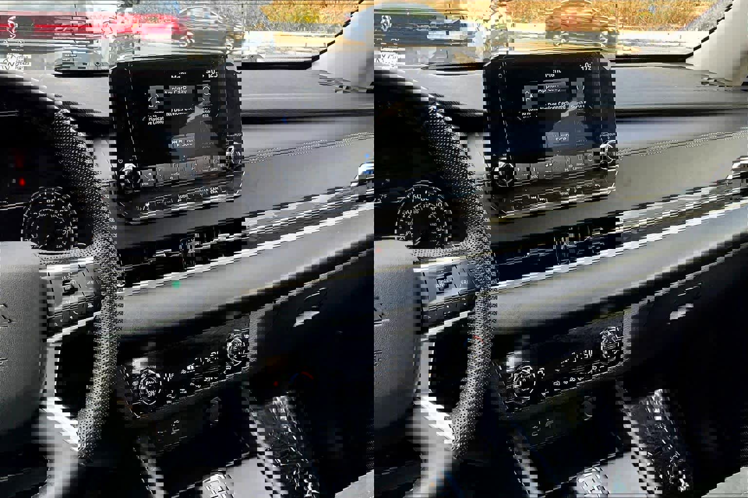 Used 2023 Mitsubishi Outlander SE image 6