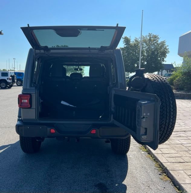 Certified 2021 Jeep Wrangler Unlimited Sahara AWD/4WD image 24