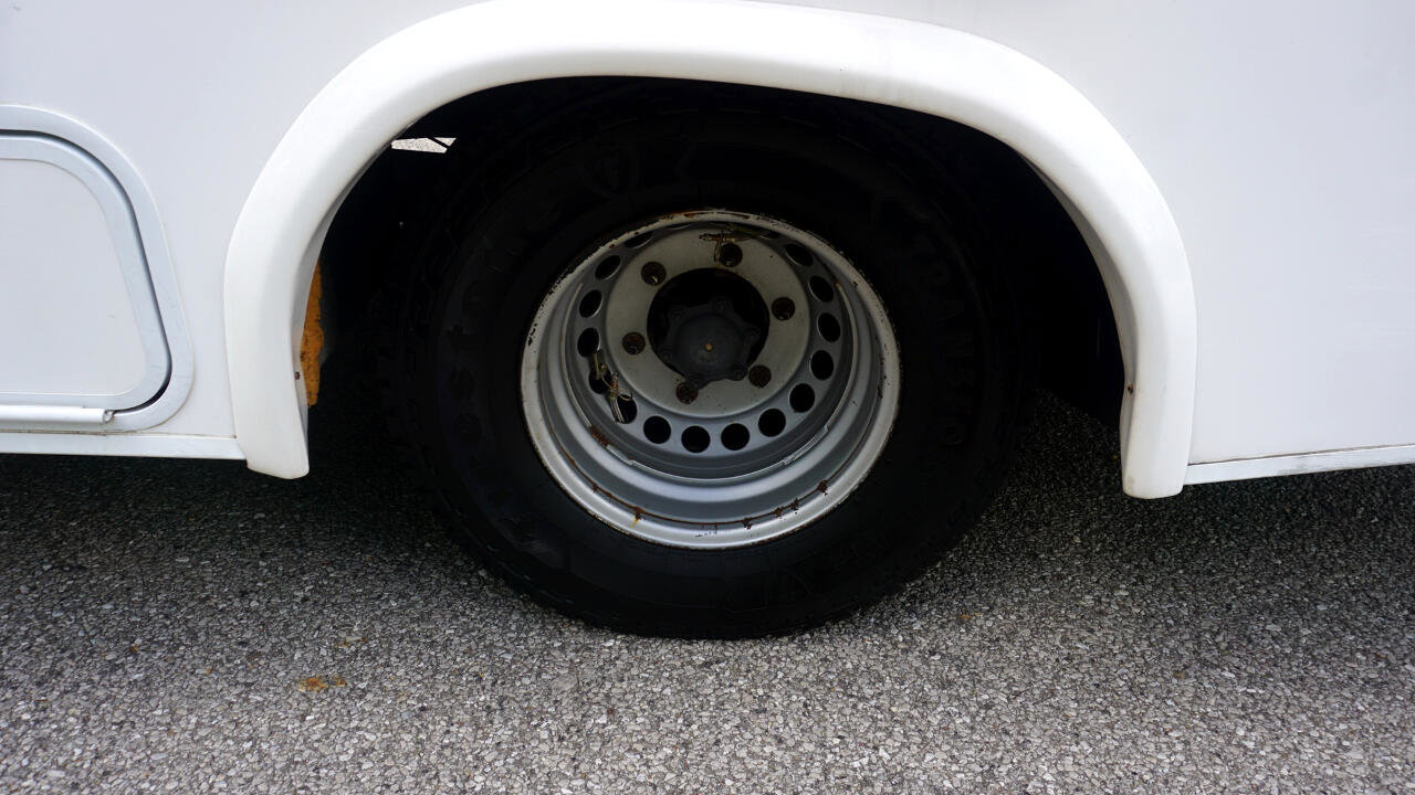 Used 2012 Mercedes-Benz Sprinter 3500 image 10