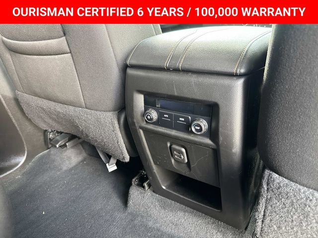 Certified 2021 Chevrolet Traverse LT image 12